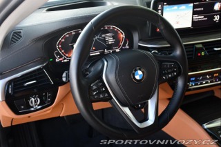 BMW 5 530d xD LUXURY HUD PANO T 2021