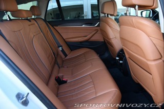 BMW 5 530d xD LUXURY HUD PANO T 2021