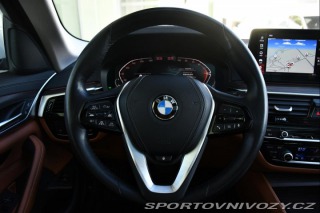 BMW 5 530d xD LUXURY HUD PANO T 2021