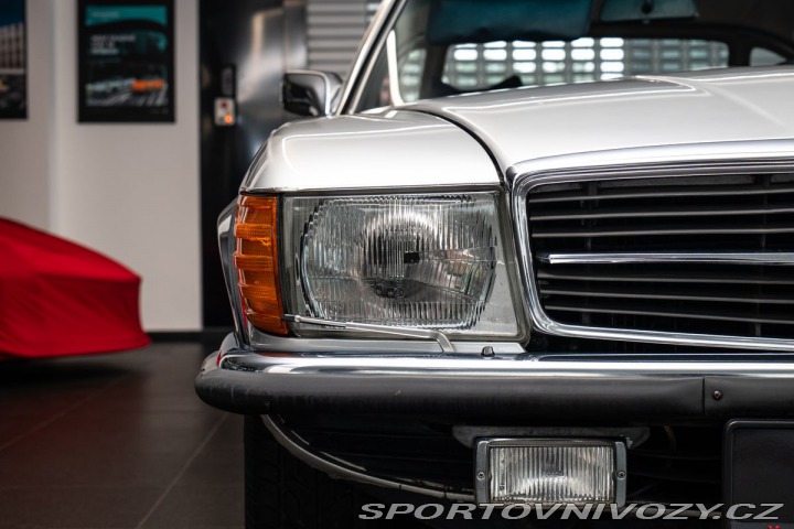 Mercedes-Benz SL  1800