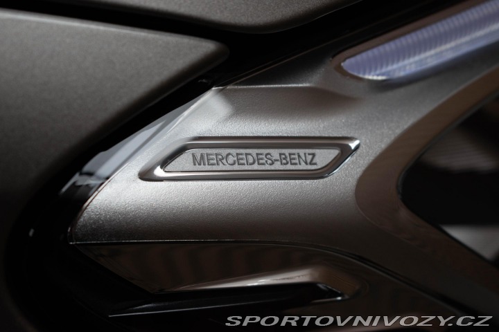 Mercedes-Benz Ostatní modely GLC 200 4M*AVANTGARDE*TAŽNÉ*Č 2024