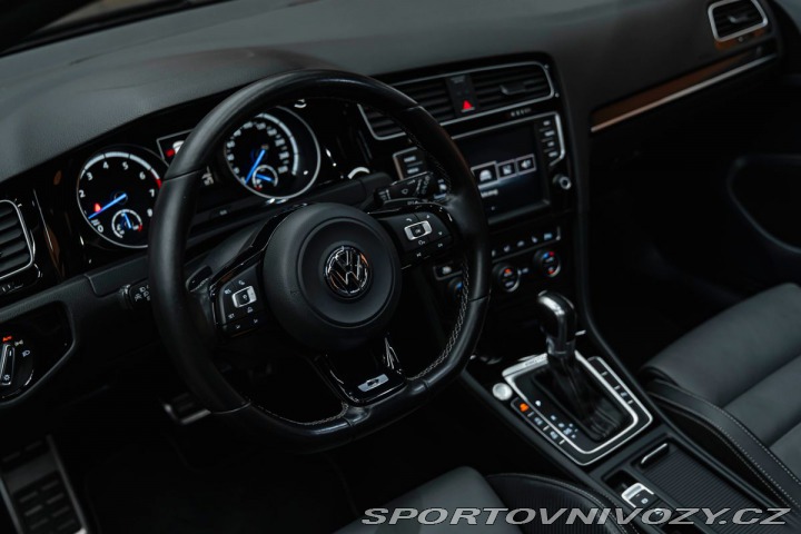 Volkswagen Golf VII Variant R BMT 4Motion 2015