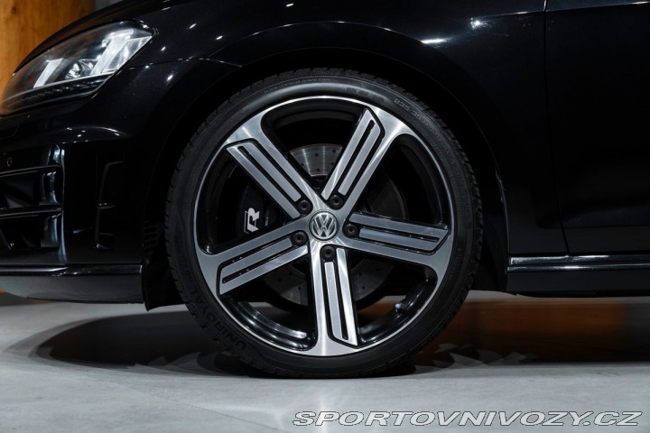 Volkswagen Golf VII Variant R BMT 4Motion 2015