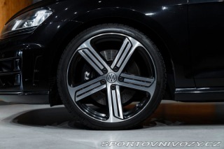Volkswagen Golf VII Variant R BMT 4Motion 2015