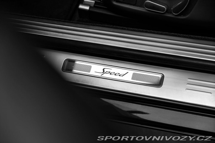 Bentley Continental GT W12 Speed 1800