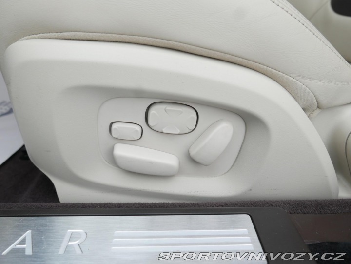 Jaguar XF 3,0 V6 AWD Automat REZERV 2013