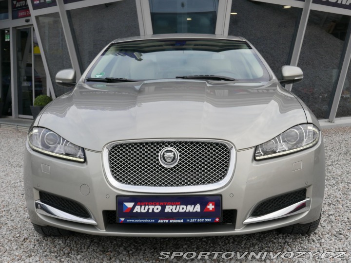 Jaguar XF 3,0 V6 AWD Automat REZERV 2013