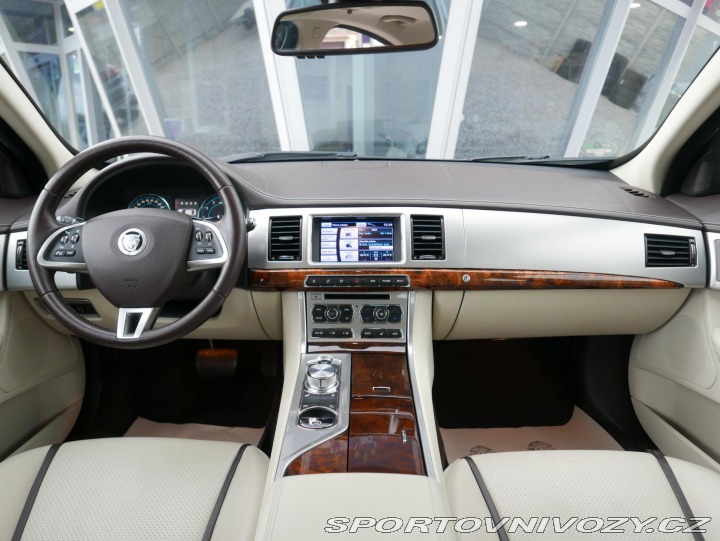 Jaguar XF 3,0 V6 S/C AWD Automat 2013