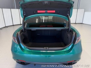 Alfa Romeo Giulia 2.0 Turbo 280k AT8 AWD I 2025