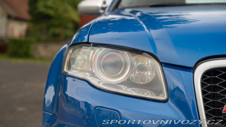 Audi RS4 2006