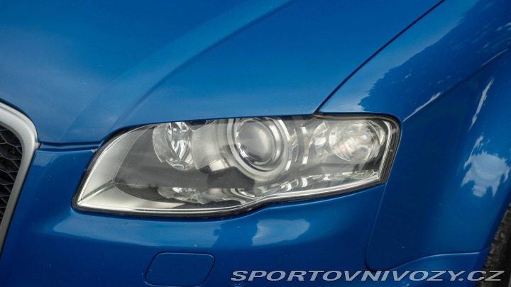 Audi RS4 2006
