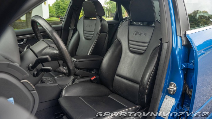Audi RS4 2006