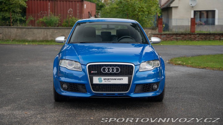 Audi RS4 2006