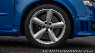 Audi RS4  2006