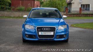 Audi RS4  2006
