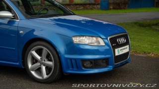 Audi RS4  2006