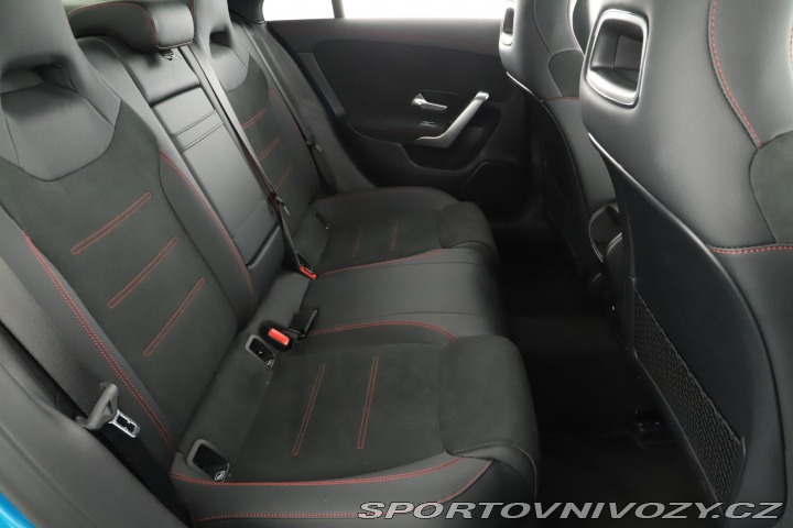 Mercedes-Benz CLA AMG 200 2025