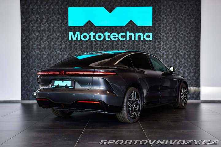 Ostatní značky Ostatní modely Rising F7 77 kWh RWD 2025