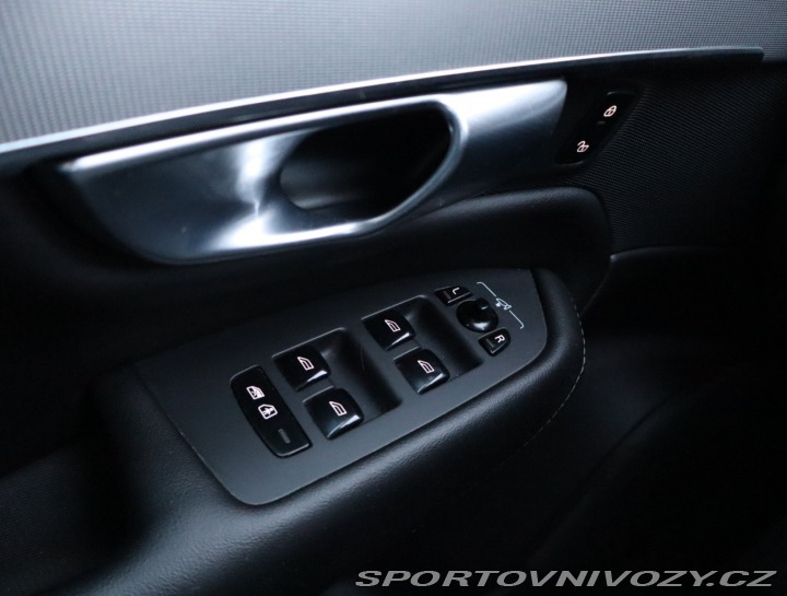Volvo Ostatní modely XC90 R-Design B5 AWD Polestar 2020