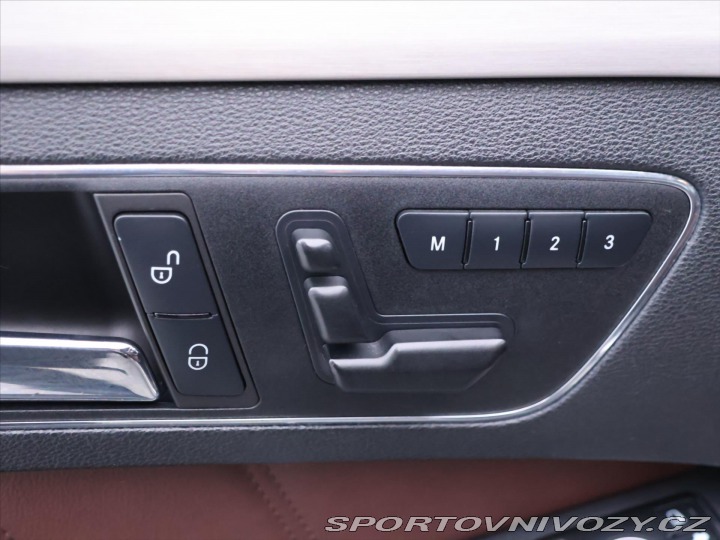 Mercedes-Benz E 3,5 350 4MATIC 200kW Avan 2010