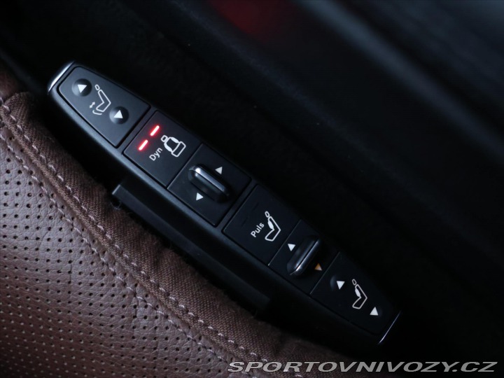 Mercedes-Benz E 3,5 350 4MATIC 200kW Avan 2010