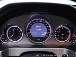 Mercedes-Benz E 3,5 350 4MATIC 200kW Avan 2010
