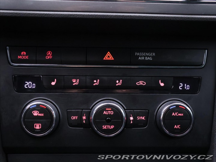 Seat Leon 2,0 TDI 135kW FR Kůže LED 2013
