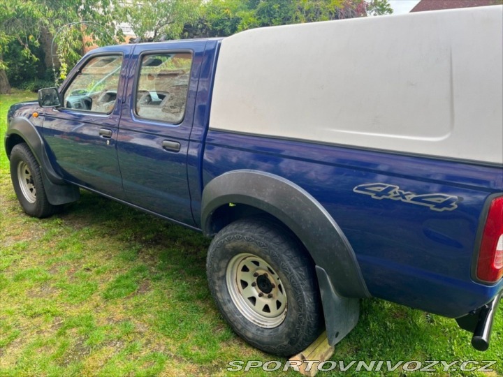 Nissan Ostatní modely Navara 2,5   pick up 2005