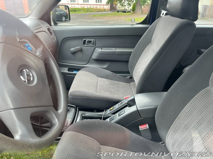 Nissan Ostatní modely Navara 2,5   pick up 2005