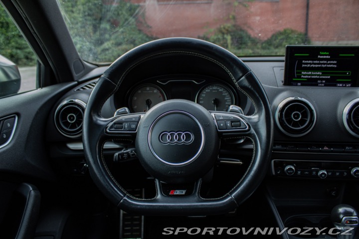 Audi S3 S3  Quattro 2.0 TFSI / A 2014