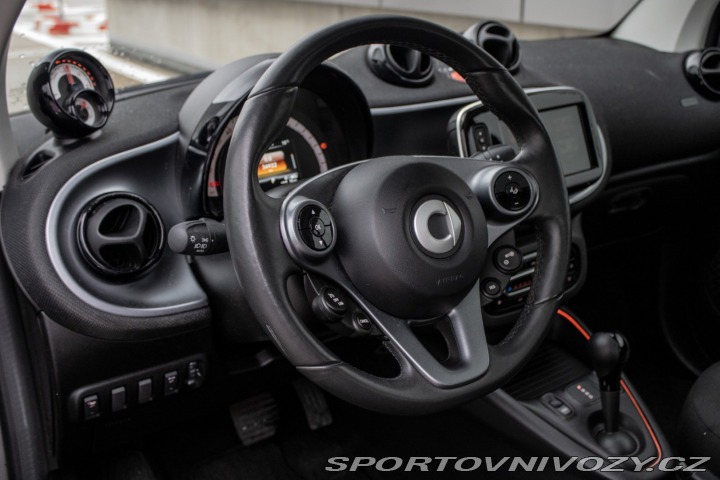 Smart Fortwo coupé 60 kW, automat, 20 2020