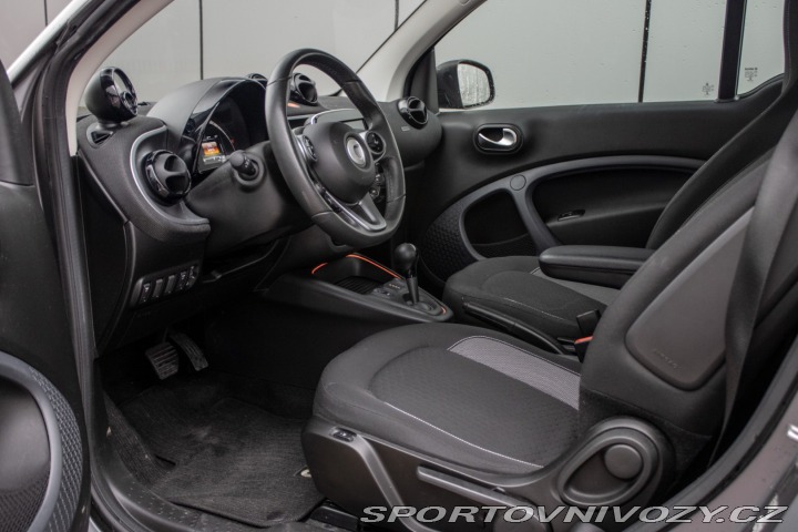Smart Fortwo coupé 60 kW, automat, 20 2020