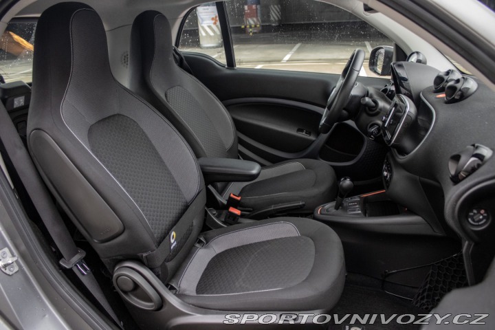 Smart Fortwo coupé 60 kW, automat, 20 2020