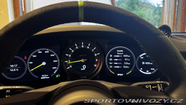 Porsche 911 992 GT3, manual, záruka 2022