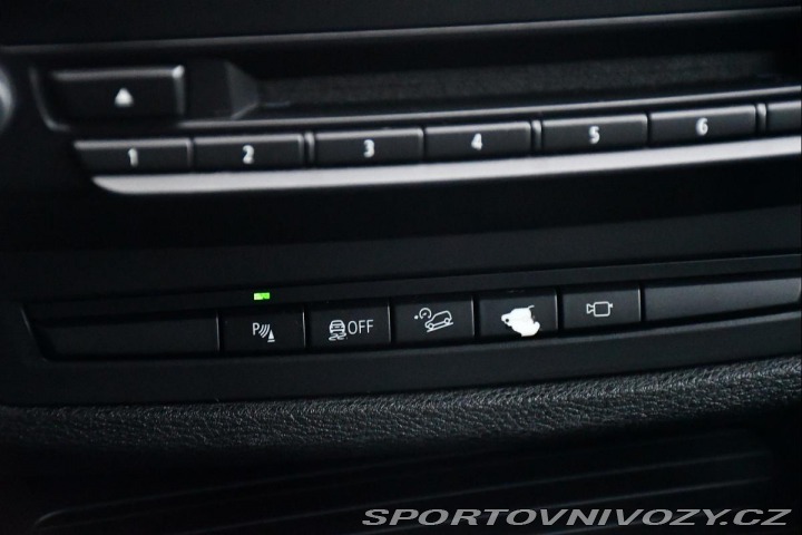 BMW X6 xDrive40d M-SPORT TAŽNÉ Č 2014