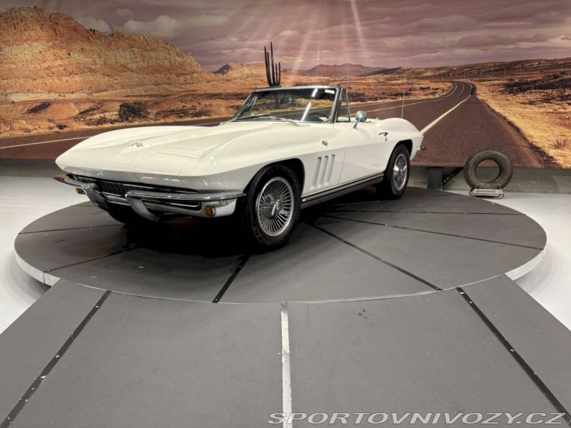 Ostatní značky Ostatní modely Chevrolet Corvette Convertible c2
