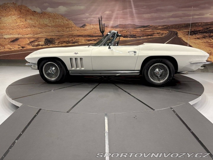 Ostatní značky Ostatní modely Chevrolet Corvette Convertible c2 1965