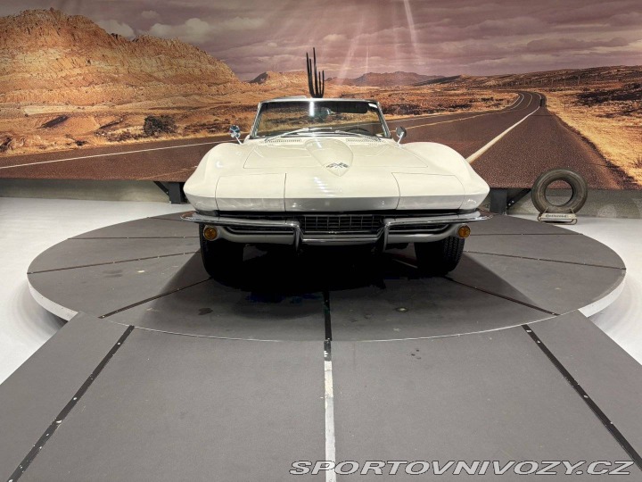 Ostatní značky Ostatní modely Chevrolet Corvette Convertible c2 1965