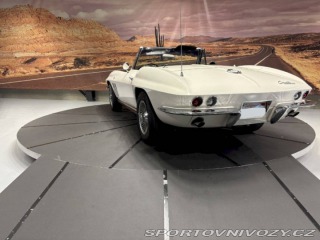 Ostatní značky Ostatní modely Chevrolet Corvette Convertible c2 1965