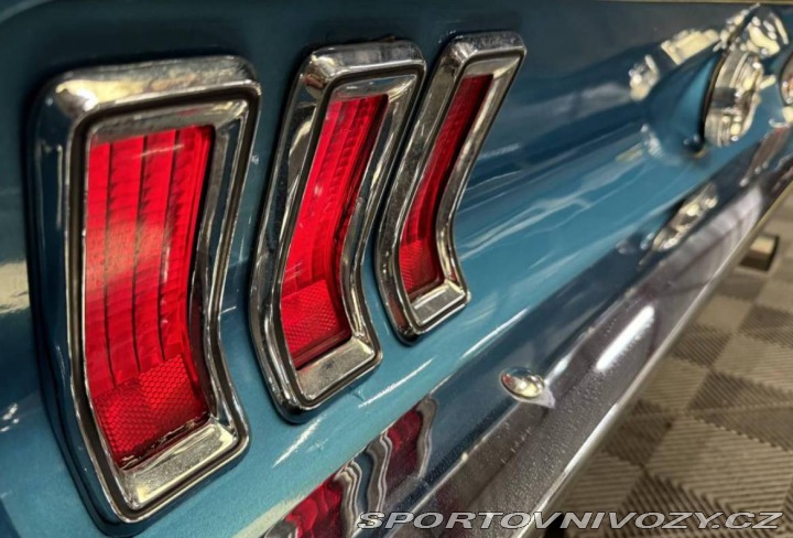 Ford Mustang Fastback 302ci V8 5.0L 1968