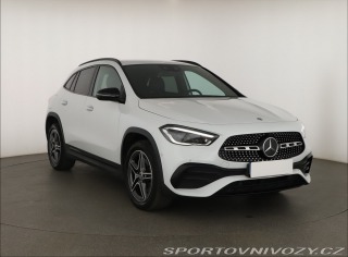 Mercedes-Benz  GLA AMG Line GLA 250 e