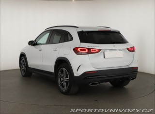 Mercedes-Benz Ostatní modely GLA AMG Line GLA 250 e 2021