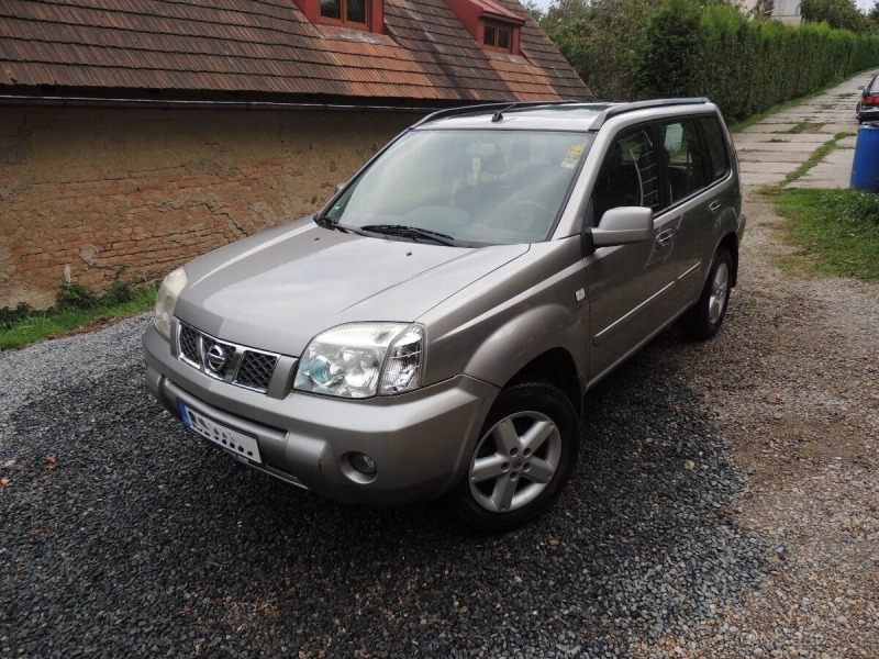 Nissan Ostatní modely X-Trail 2,5   T30 121kw rok 2004