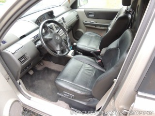 Nissan Ostatní modely X-Trail 2,5   T30 121kw rok 2004 2004