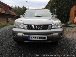 Nissan Ostatní modely X-Trail 2,5   T30 121kw rok 2004 2004