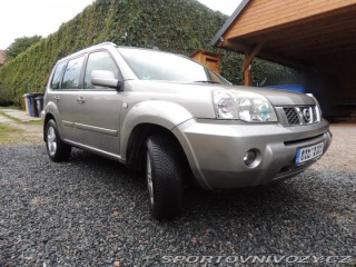 Nissan Ostatní modely X-Trail 2,5   T30 121kw rok 2004 2004