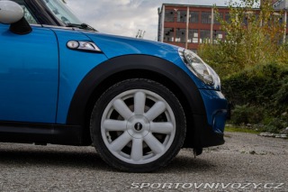 Mini Cooper S  128kW / AJ NA SPLÁTKY 2006