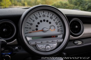 Mini Cooper S  128kW / AJ NA SPLÁTKY 2006
