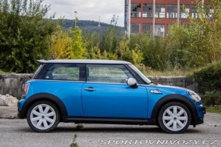 Mini Cooper S  128kW / AJ NA SPLÁTKY 2006