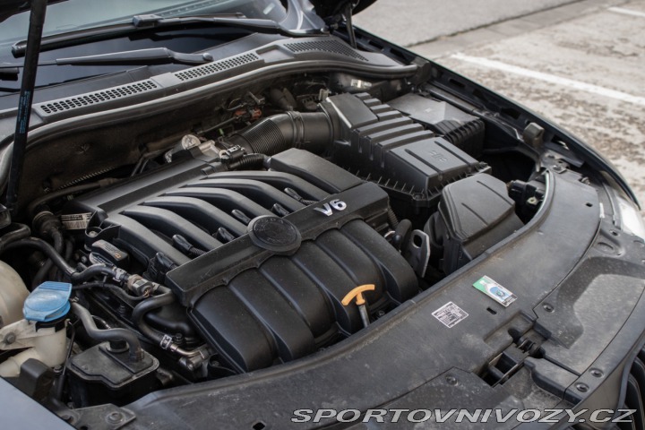 Škoda Superb Combi 3.6 FSI 4X4 Elegan 2011